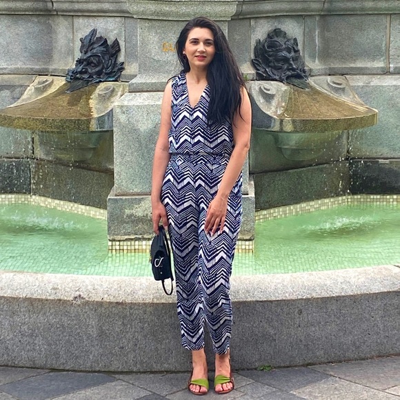 Meet your Posher, Roxana - Picture 1 of 1